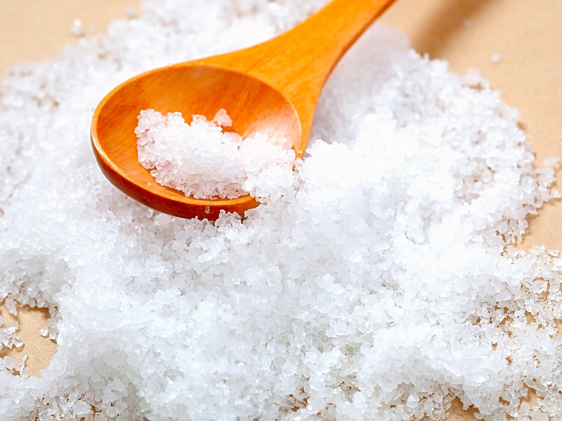 فوائد الملح فى تنظيف السجاد