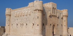 قلعة قايتباى وسحر الإسكندرية